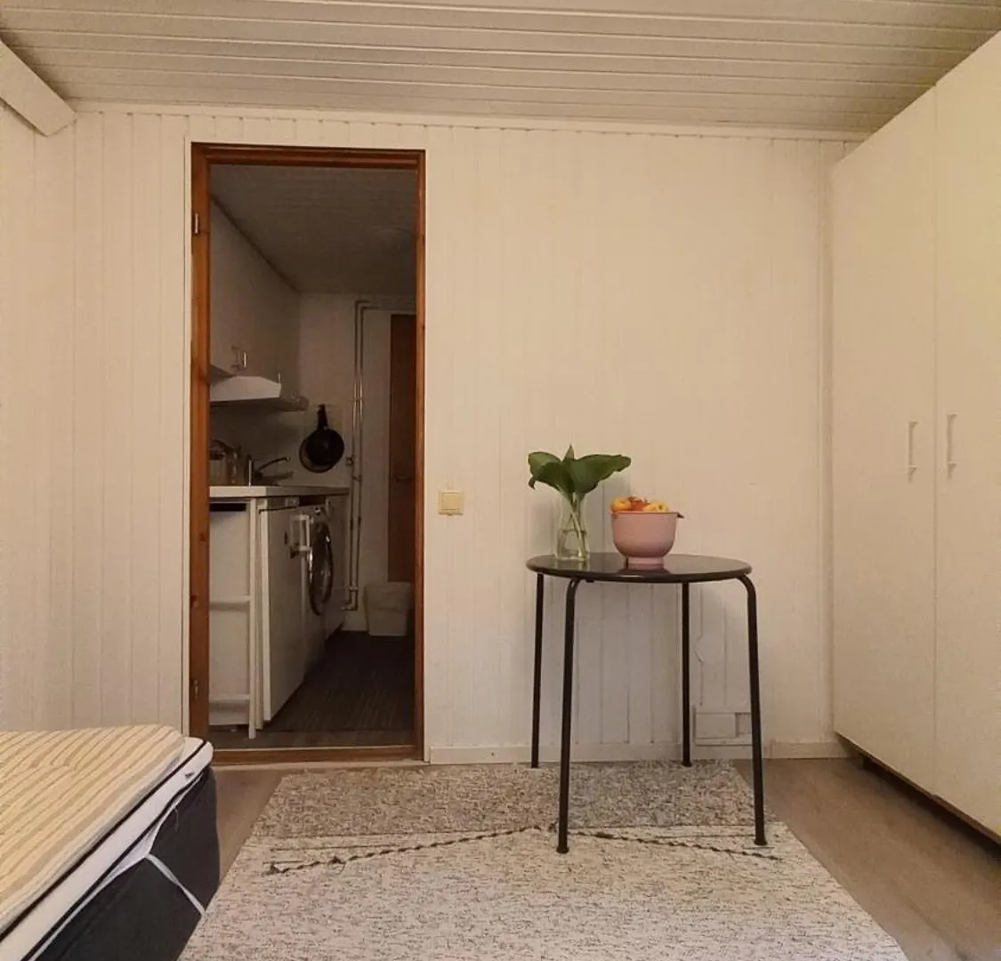 Studio Linnarhult Göteborg 0*,  Sverige